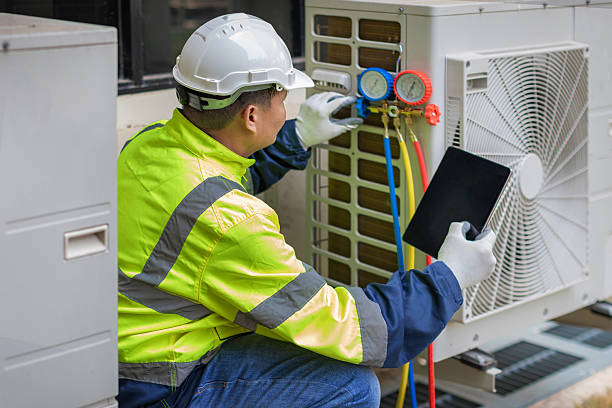 Professional Hvac Maintenance technician working in Hygiene, CO
